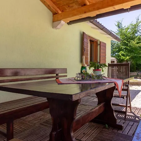 Chiara With Private Pool 3*