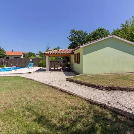 Chiara With Private Pool Hotel 3*